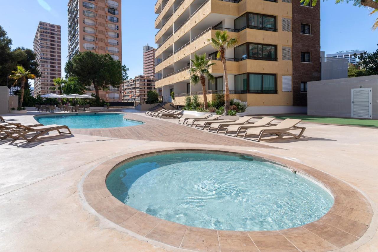 Halley Hotel & Apartments Affiliated By Melia Μπένιντορμ Εξωτερικό φωτογραφία