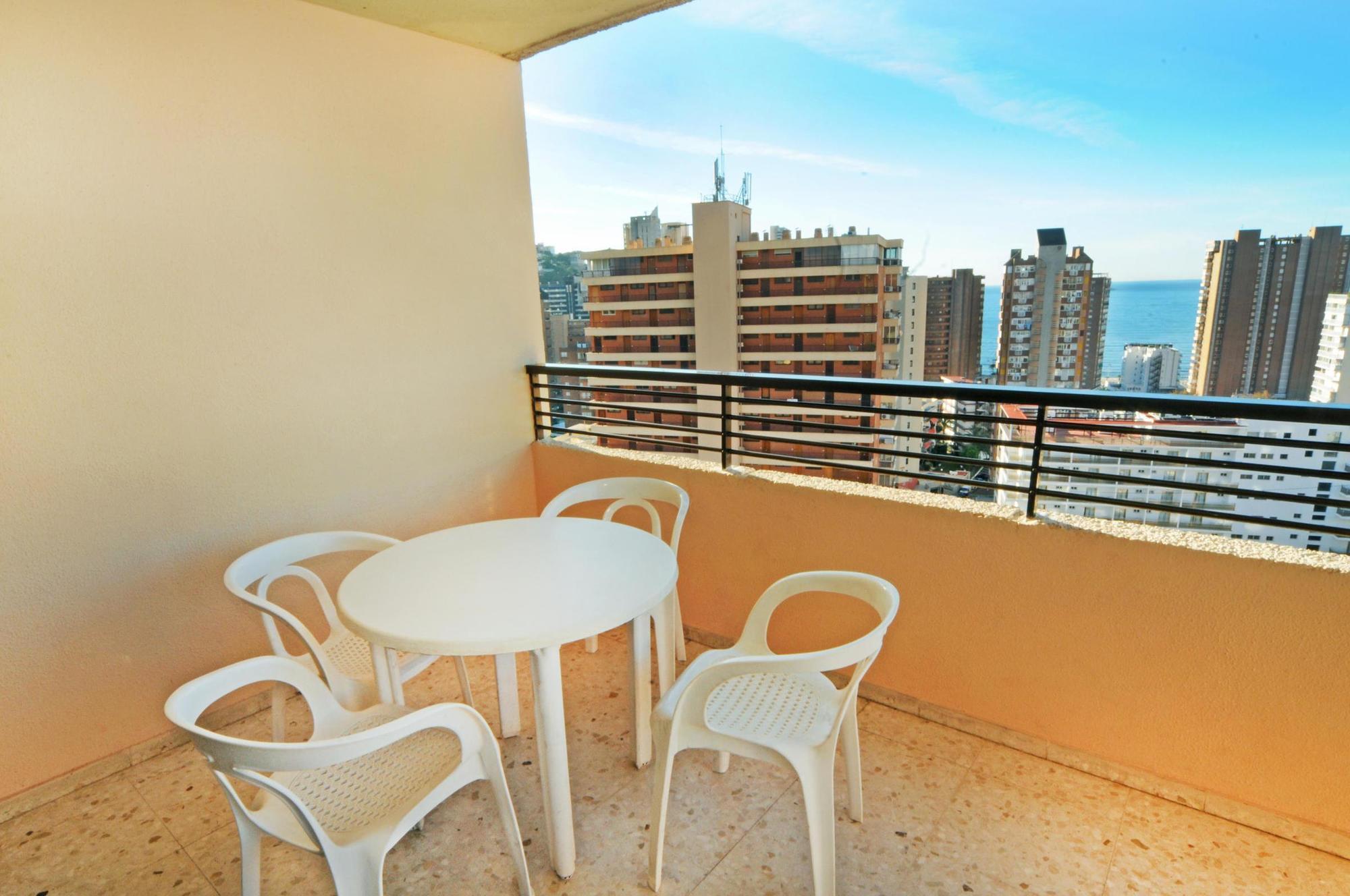 Halley Hotel & Apartments Affiliated By Melia Μπένιντορμ Εξωτερικό φωτογραφία