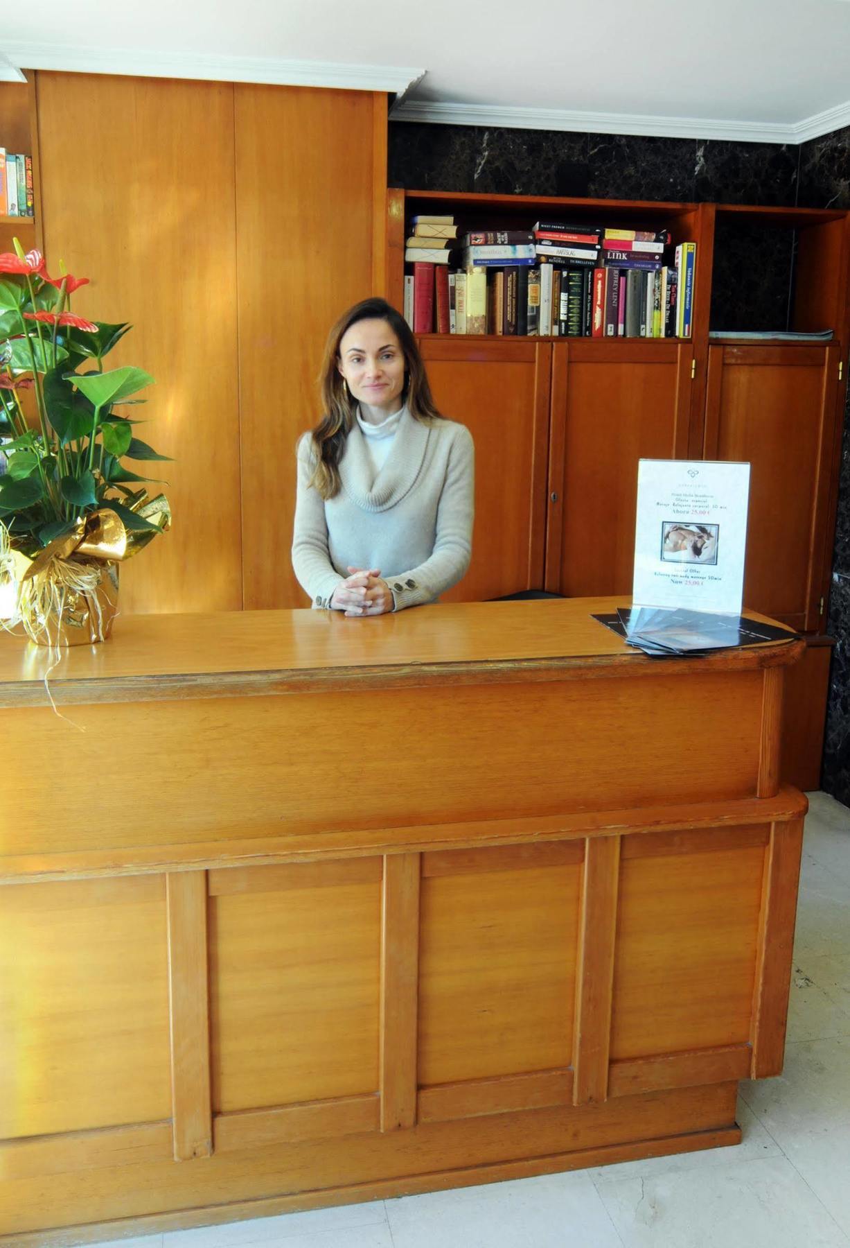 Halley Hotel & Apartments Affiliated By Melia Μπένιντορμ Εξωτερικό φωτογραφία