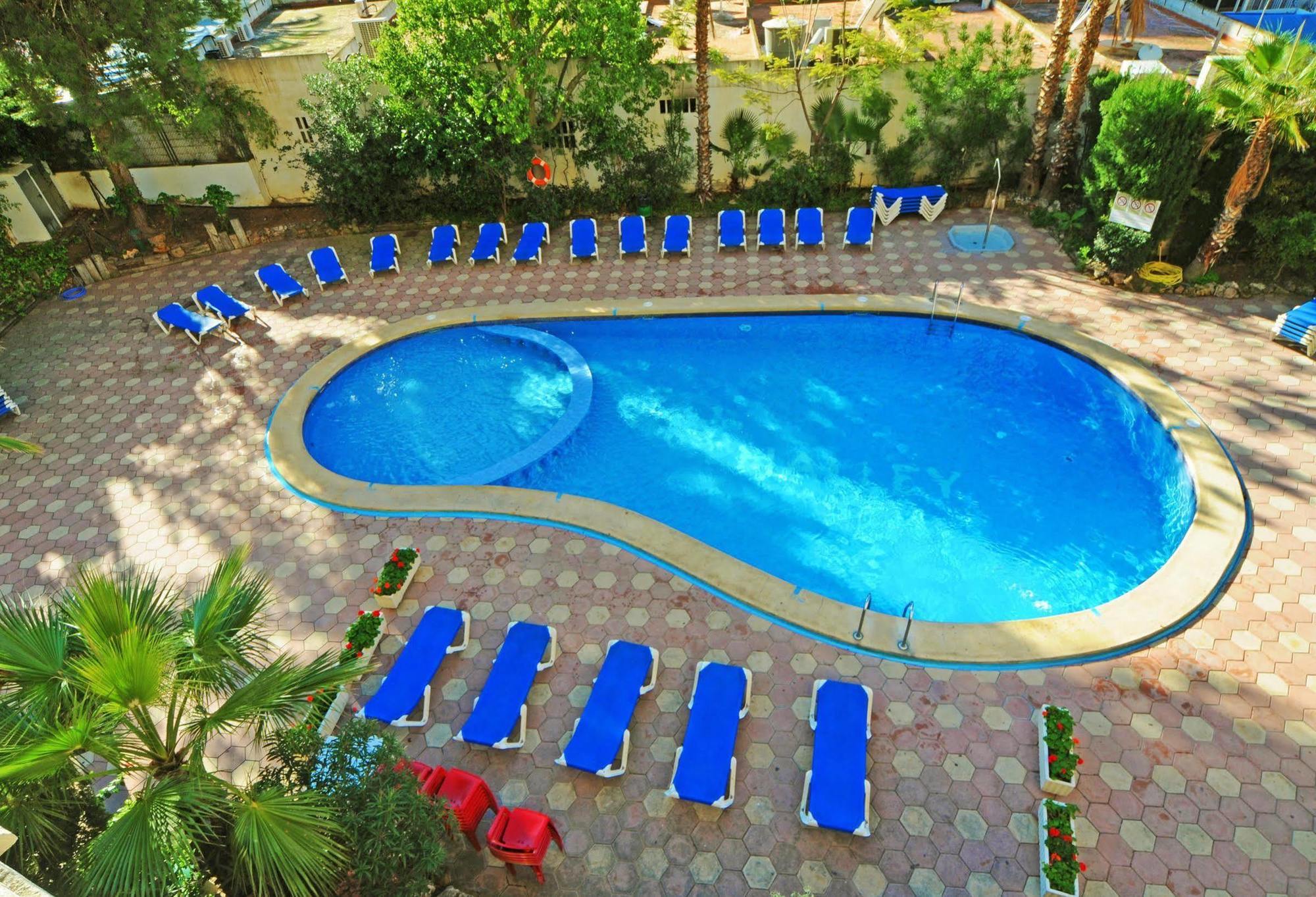 Halley Hotel & Apartments Affiliated By Melia Μπένιντορμ Εξωτερικό φωτογραφία