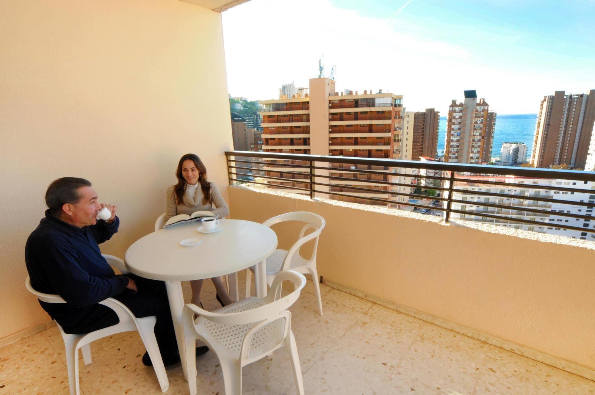 Halley Hotel & Apartments Affiliated By Melia Μπένιντορμ Εξωτερικό φωτογραφία